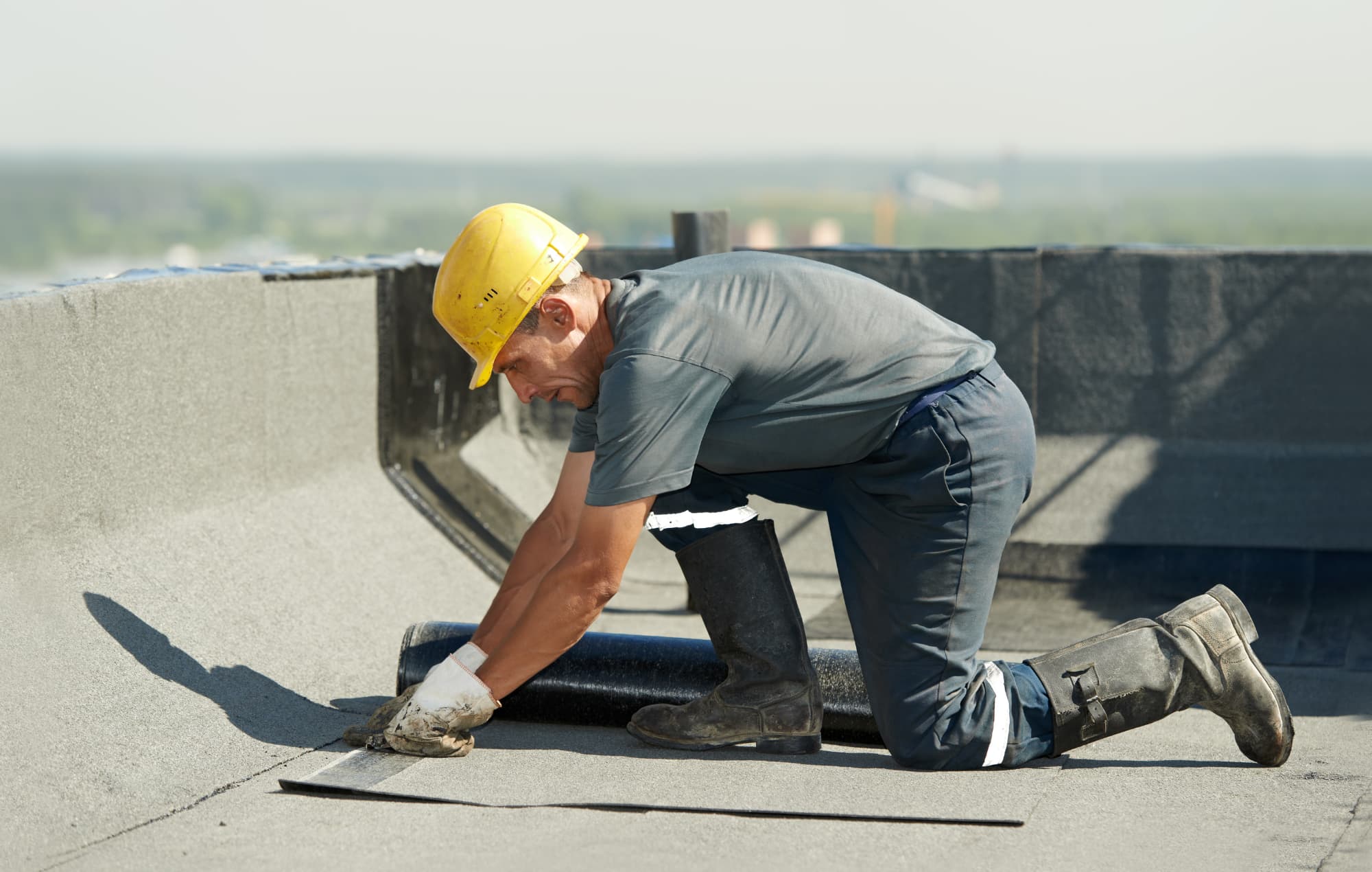 Flat roof installation