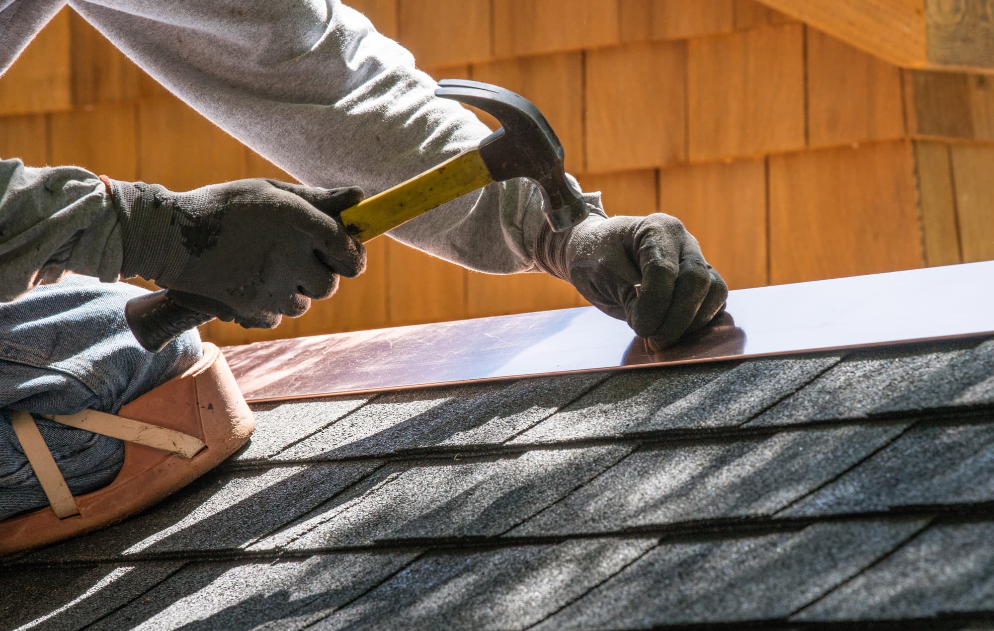 Repairing damage roofs